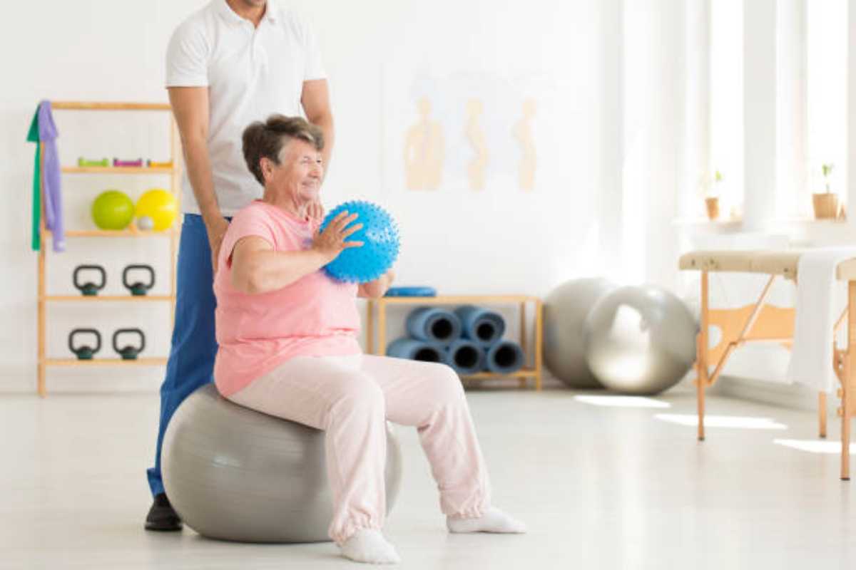 Physiotherapy Service in Banglamotor